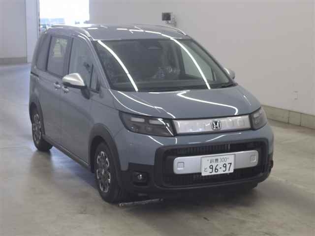HONDA FREED HYBRID