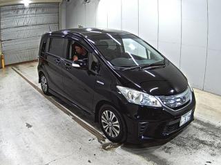 HONDA FREED HYBRID