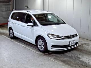 VOLKSWAGEN GOLF TOURAN
