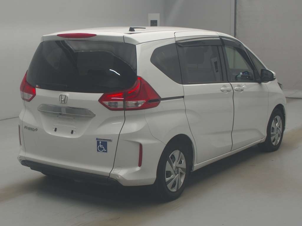HONDA FREED + HYBRID