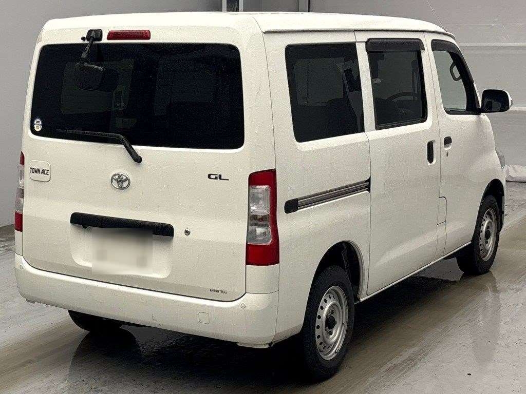 TOYOTA TOWN ACE VAN