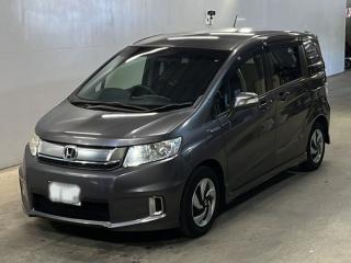 HONDA FREED SPIKE HYBRID