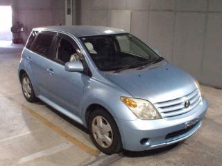 TOYOTA IST