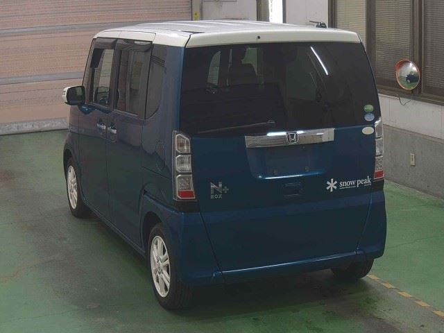 HONDA N BOX +