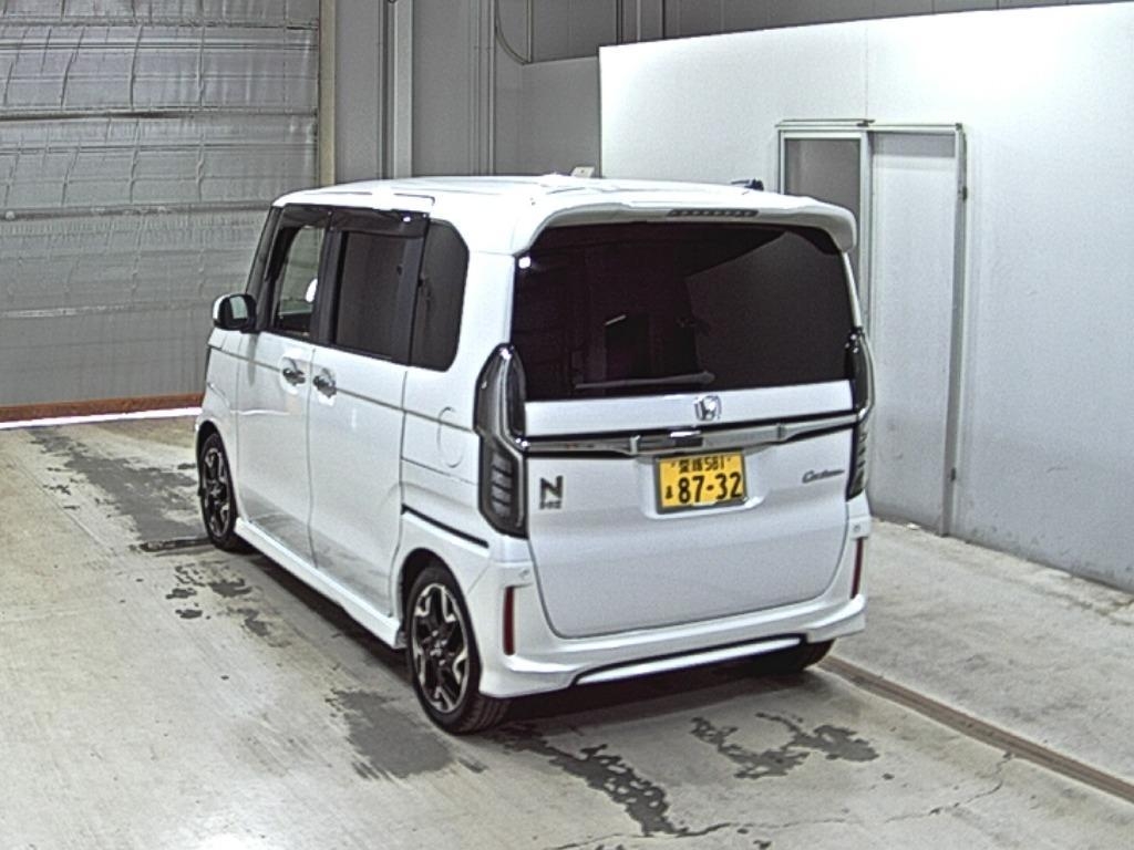 HONDA N BOX CUSTOM