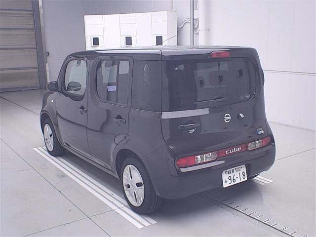 NISSAN CUBE