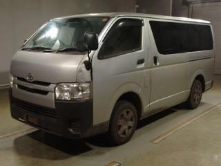 TOYOTA REGIUS VAN