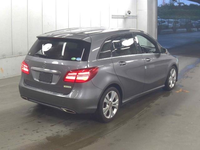 MERCEDES BENZ B CLASS