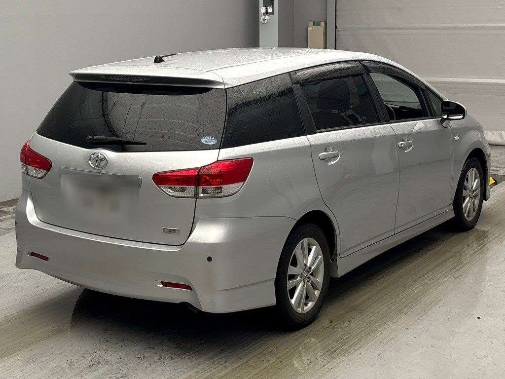 TOYOTA WISH