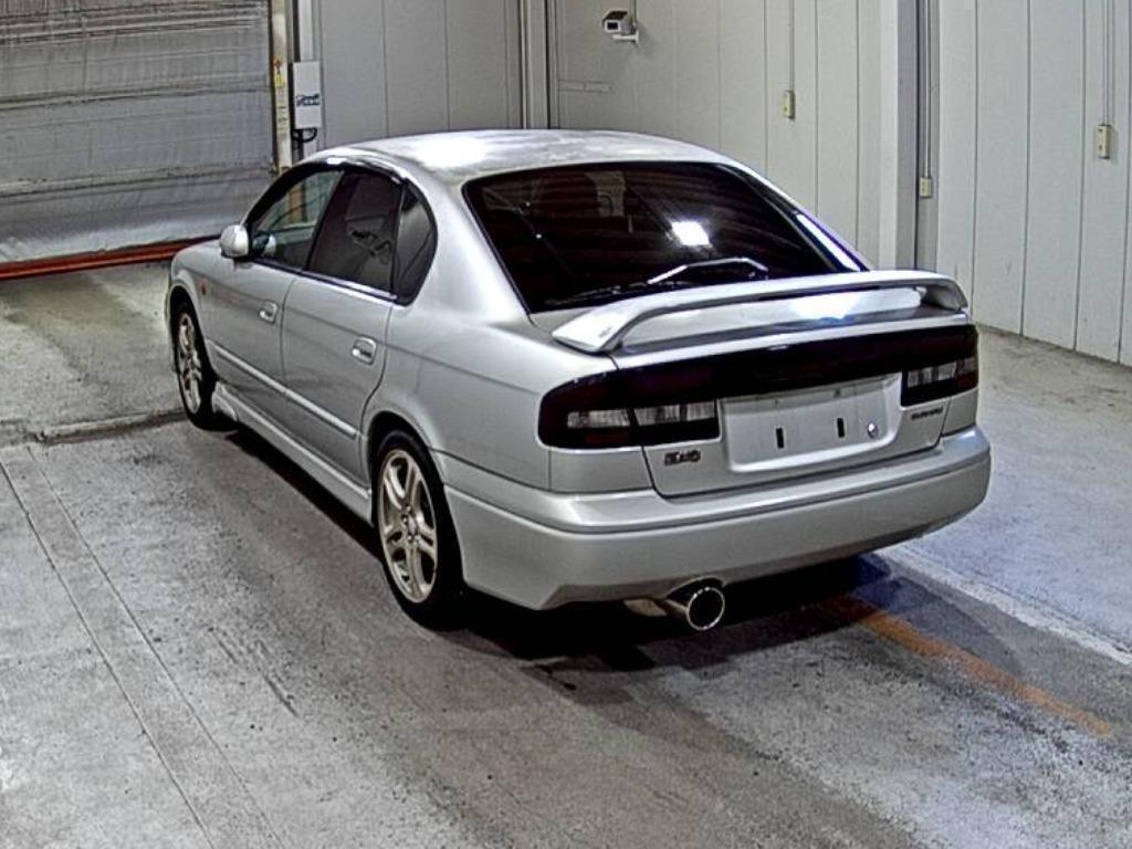 SUBARU LEGACY B4