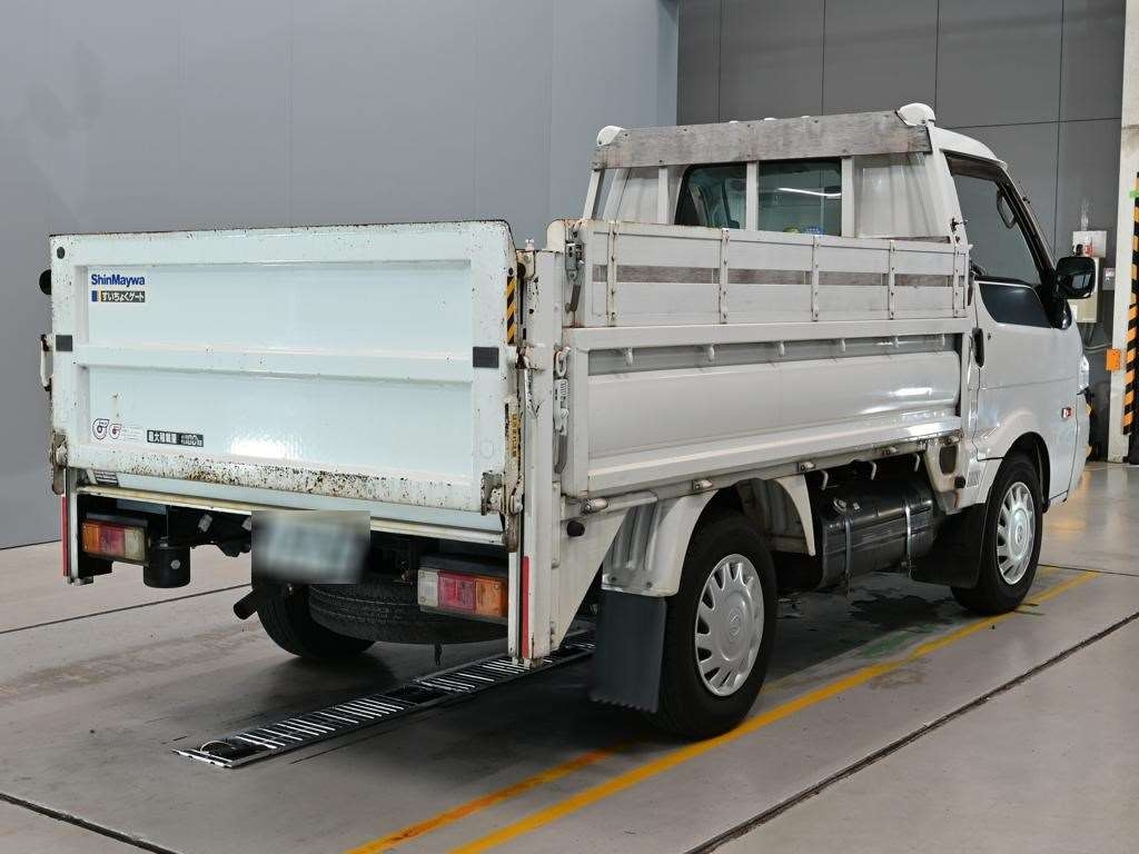 MAZDA BONGO TRUCK