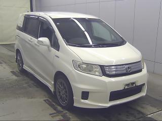 HONDA FREED SPIKE