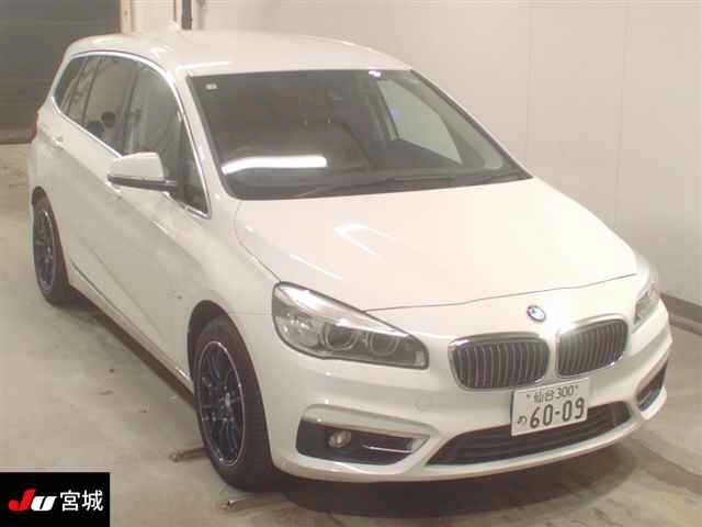 BMW 2 SERIES