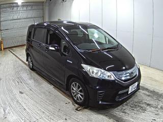HONDA FREED HYBRID