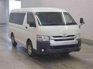 TOYOTA HIACE WAGON