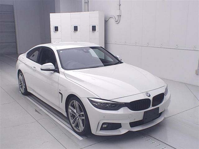 BMW 4 SERIES