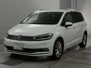 VOLKSWAGEN GOLF TOURAN