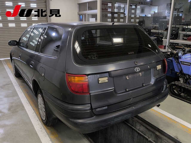 TOYOTA CALDINA VAN