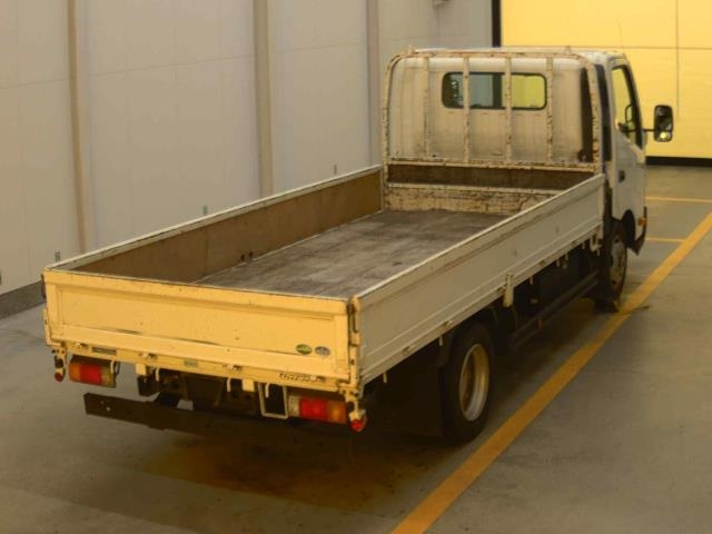 TOYOTA DYNA