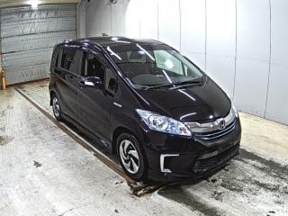 HONDA FREED HYBRID