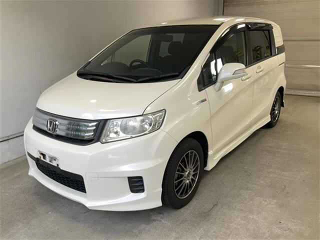 HONDA FREED SPIKE