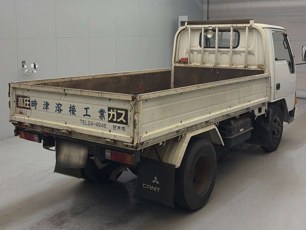 MITSUBISHI CANTER