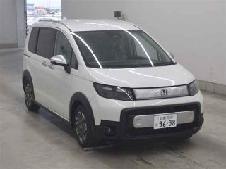 HONDA FREED HYBRID