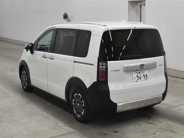 HONDA FREED HYBRID