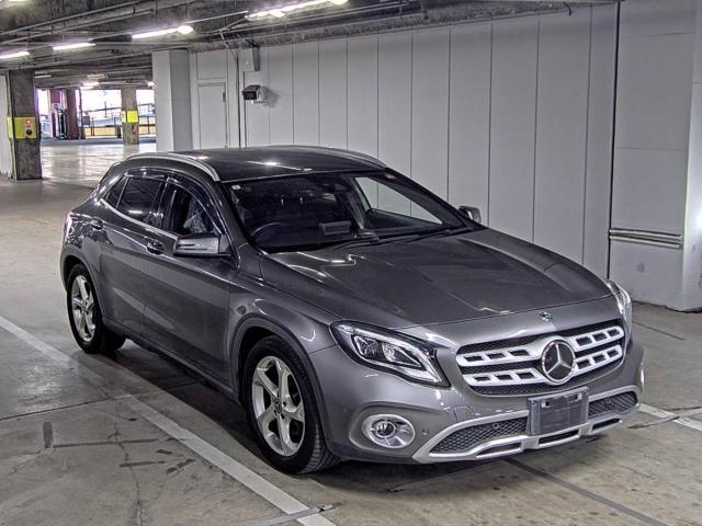MERCEDES BENZ GLA