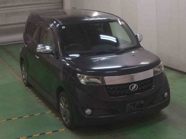TOYOTA BB