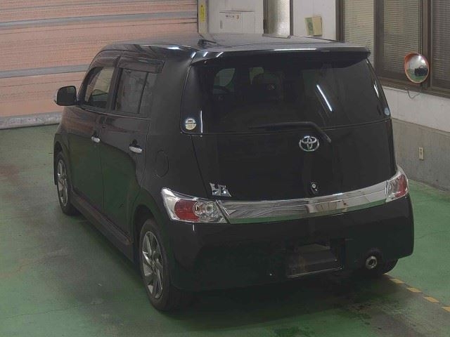TOYOTA BB