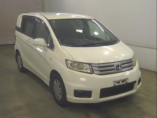 HONDA FREED SPIKE