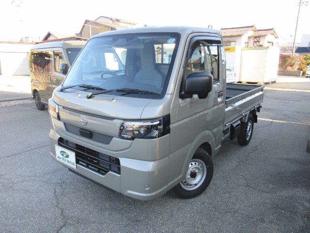NISSAN CLIPPER