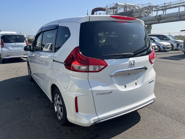 HONDA FREED+