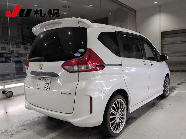 HONDA FREED+