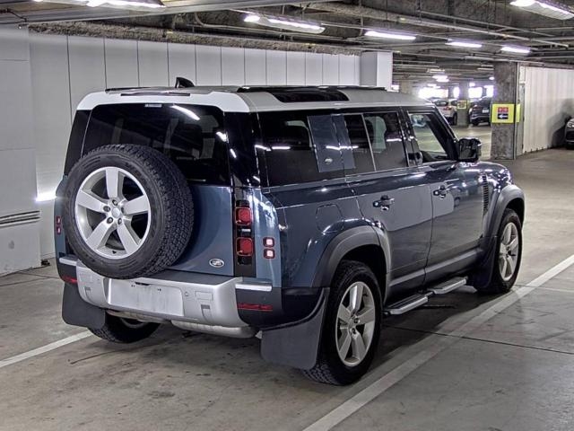 LAND ROVER DEFENDER