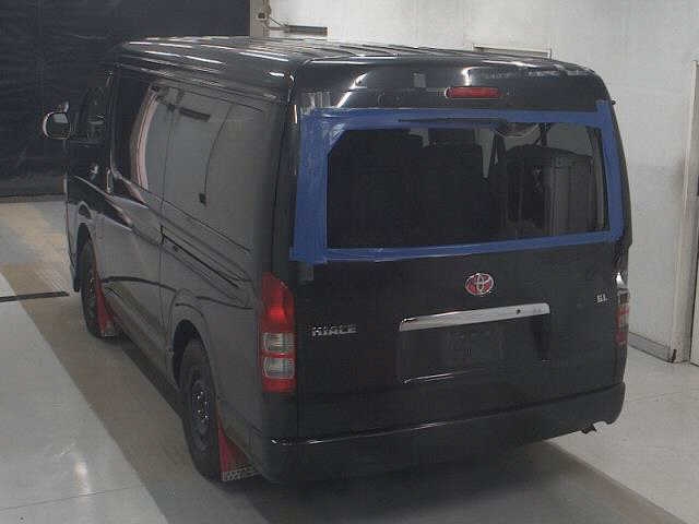 TOYOTA HIACE WAGON
