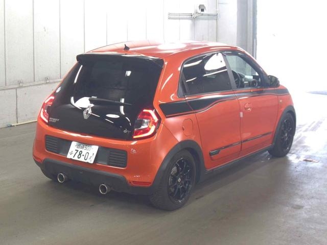 RENAULT TWINGO