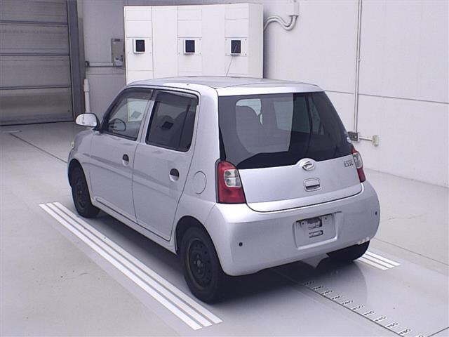 DAIHATSU ESSE