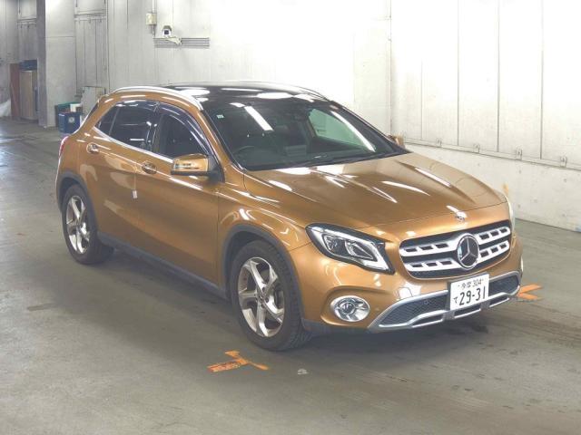 MERCEDES BENZ GLA