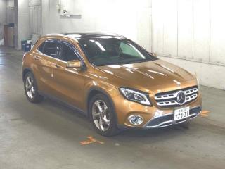 MERCEDES BENZ GLA