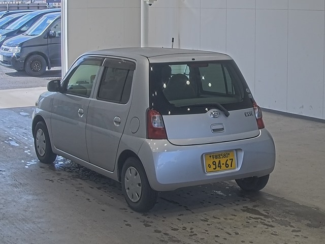 DAIHATSU ESSE