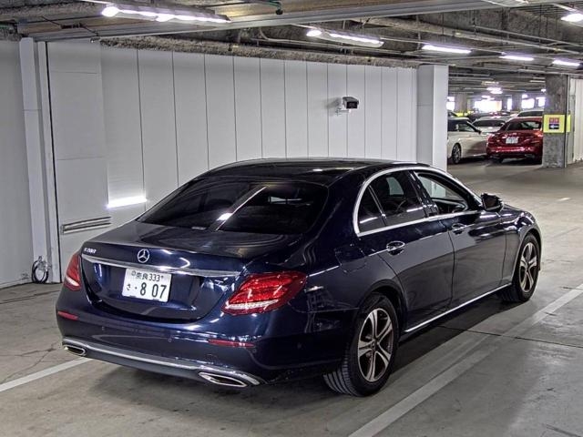 MERCEDES BENZ E CLASS