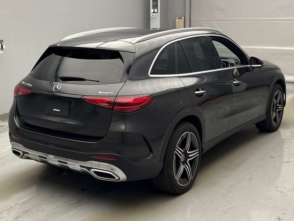 MERCEDES BENZ GLC