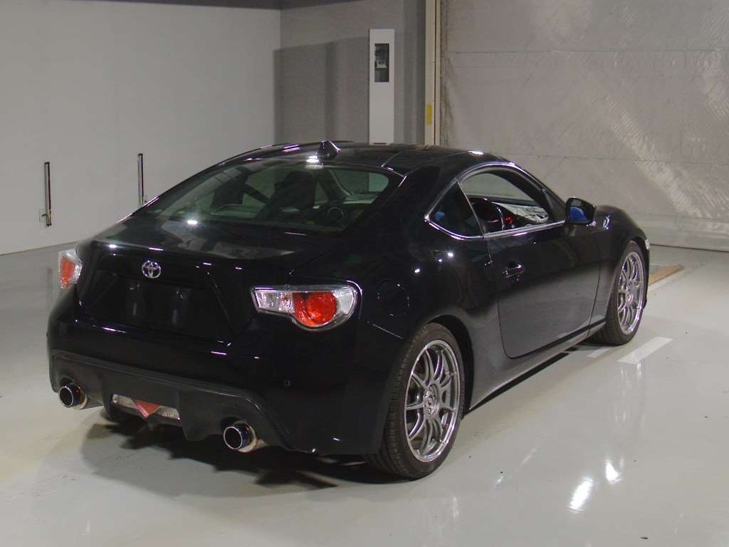 TOYOTA 86