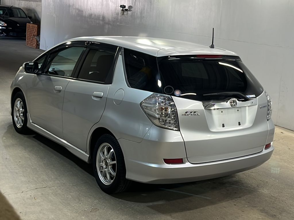HONDA FIT SHUTTLE HYBRID