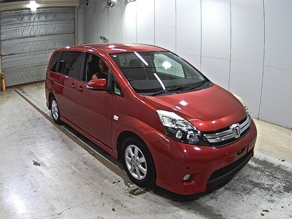 TOYOTA ISIS