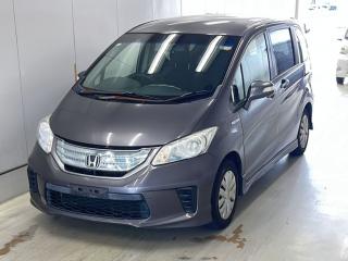 HONDA FREED HYBRID