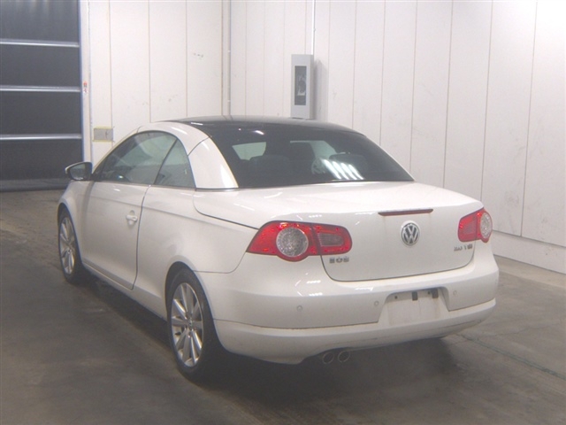 VOLKSWAGEN EOS
