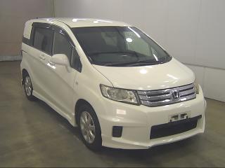 HONDA FREED SPIKE